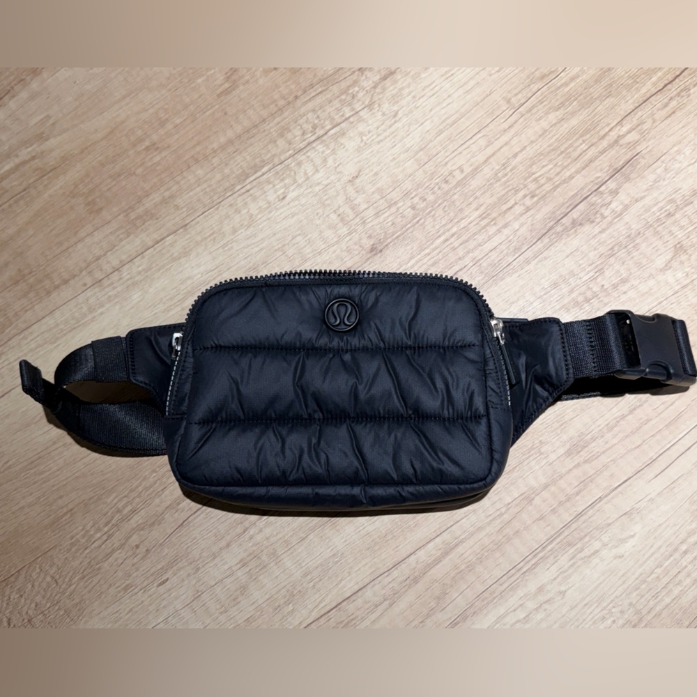 Black Lululemon Quilted belt bag